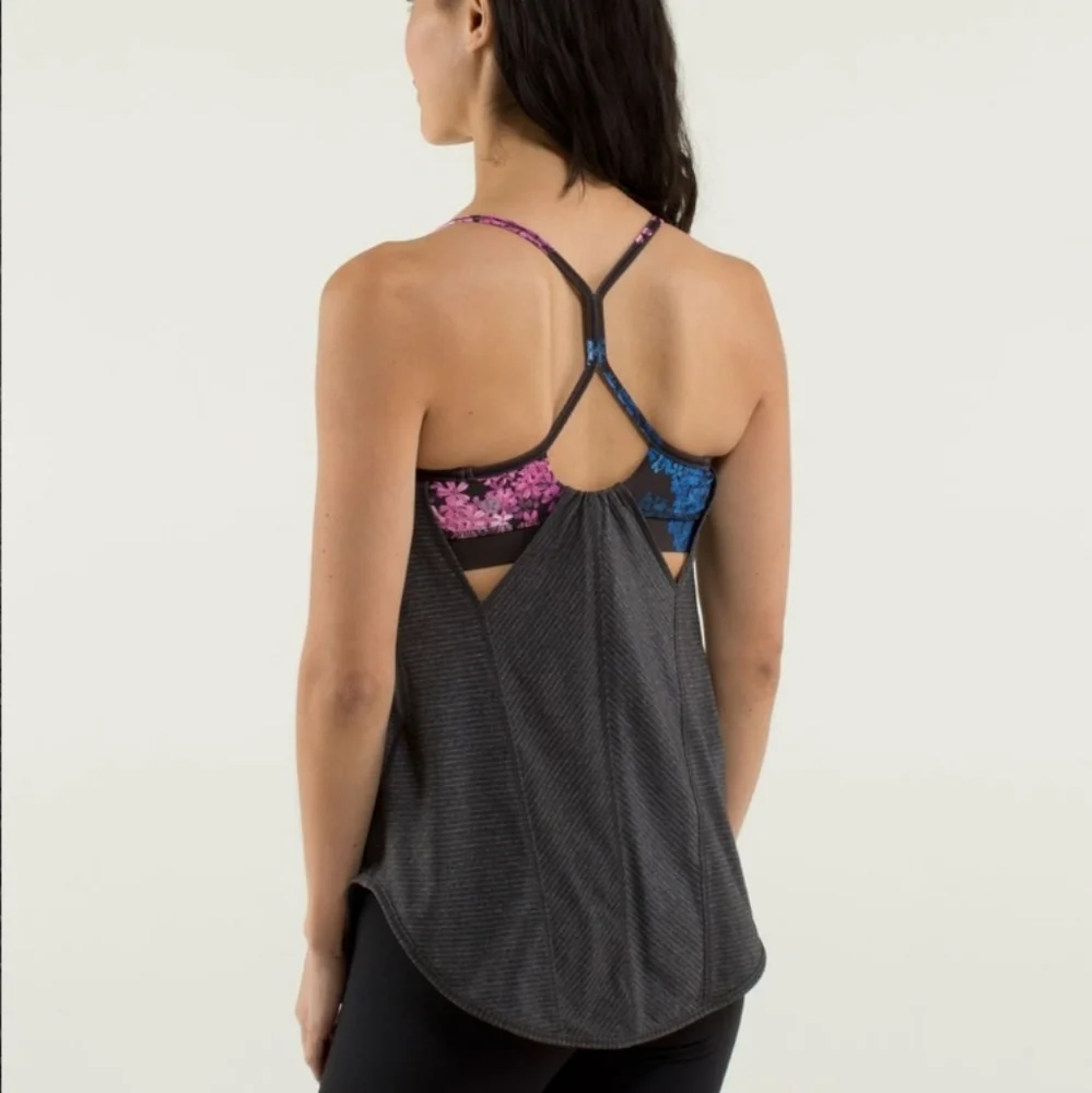 💀Lululemon Roll Out Tank in Heathered Black / Petal Pop Multi / Black - Picture 2 of 14